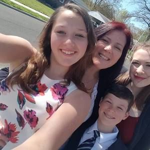 Meet your Posher, Sondra